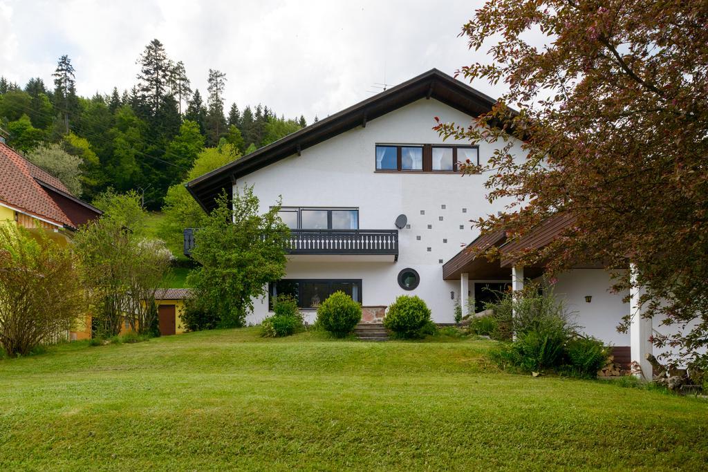 Hotel Schwarzwaldschaefer เอนซ์เคลิสแทร์เลอ ภายนอก รูปภาพ