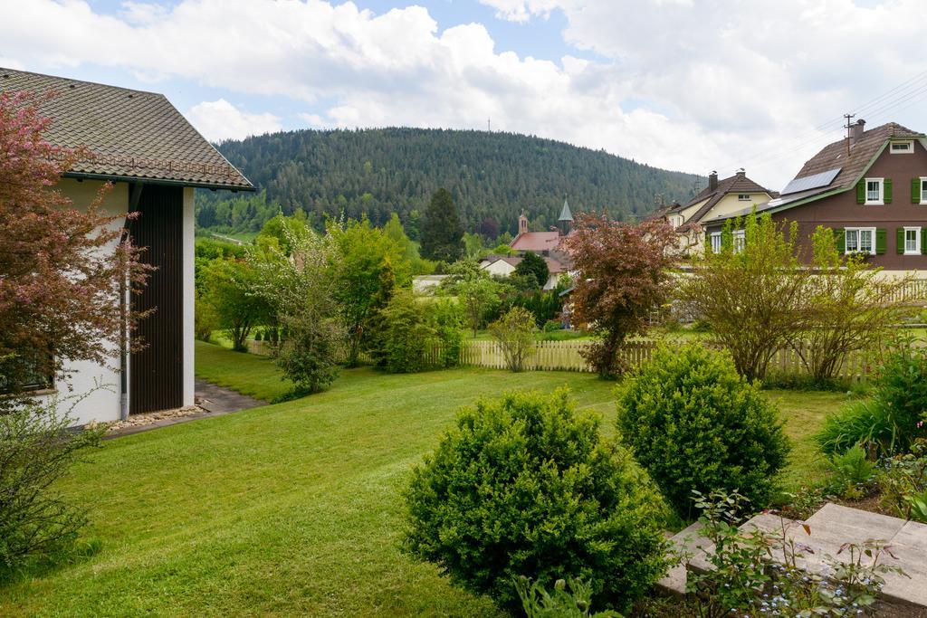 Hotel Schwarzwaldschaefer เอนซ์เคลิสแทร์เลอ ภายนอก รูปภาพ
