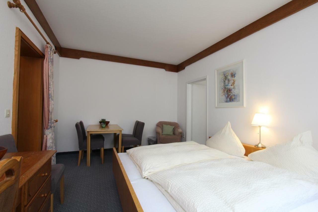 Hotel Schwarzwaldschaefer เอนซ์เคลิสแทร์เลอ ภายนอก รูปภาพ